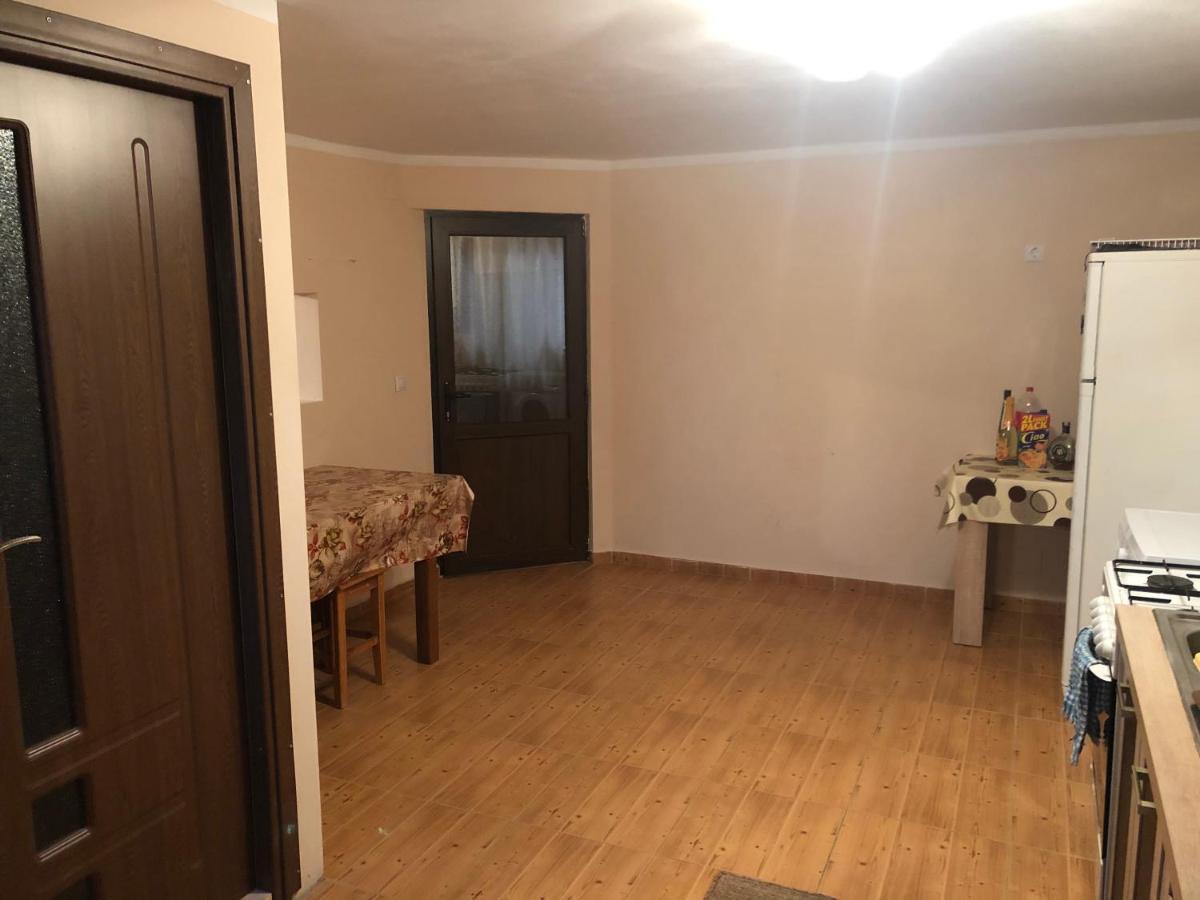 Cabana Vlad 1 Piatra Fântânele Exterior foto